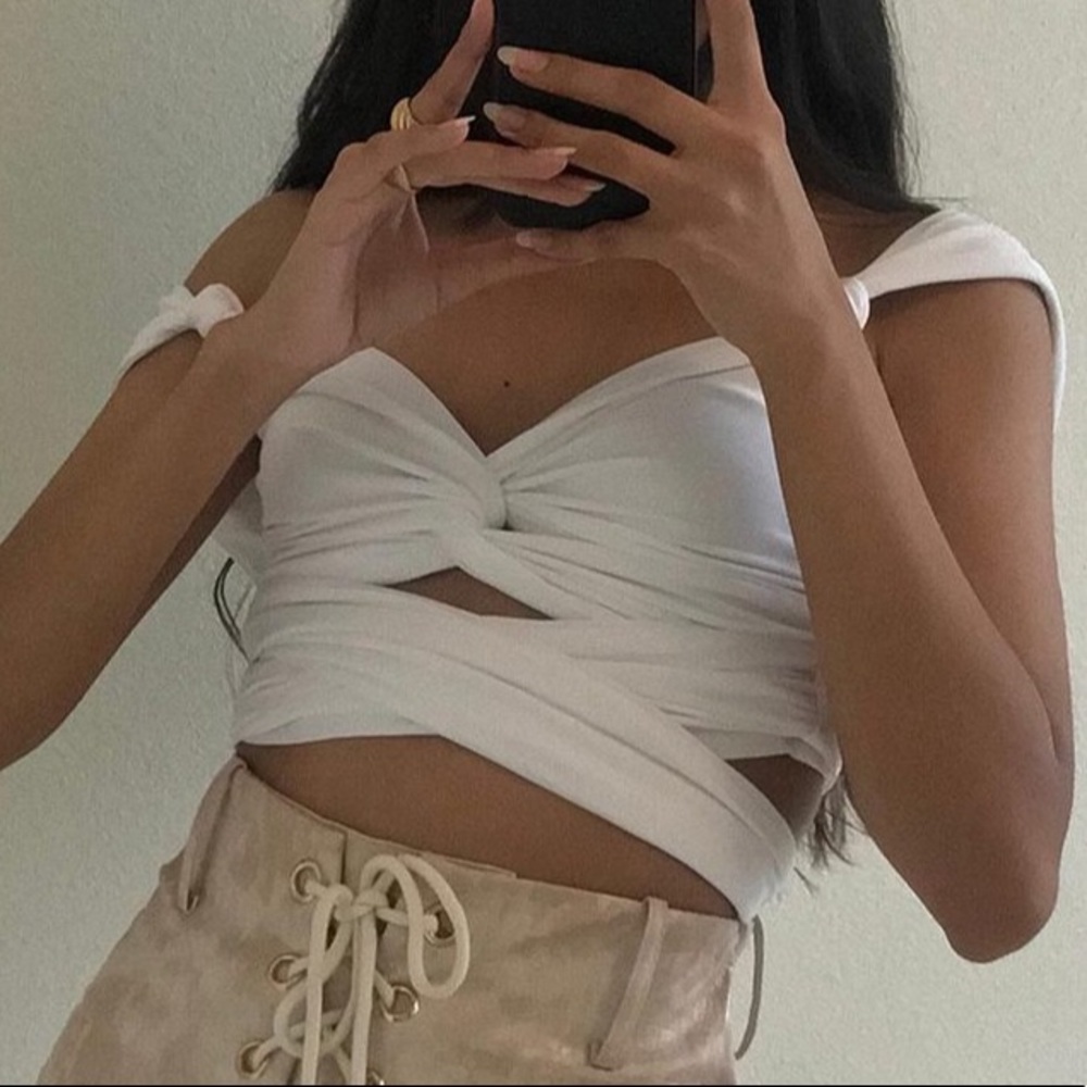 PRINCESS POLLY WHITE STRAP TOP